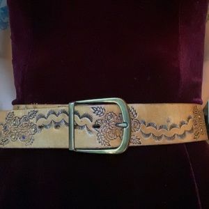 Vintage Tooled Leather Belt